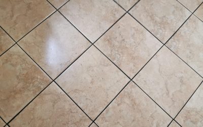 Lantai Bersih Anti Kusam, Begini Cara Membersihkan Lantai Keramik yang Benar!